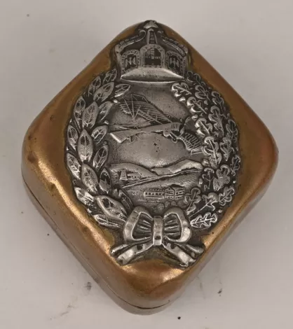 Imperial Prussian Tobacco Box with Flugzeugfüher badge Visuel