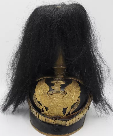 Prussian/Hanoverian 9th Dragoon Officer Pickelhaube to Parade Visuel